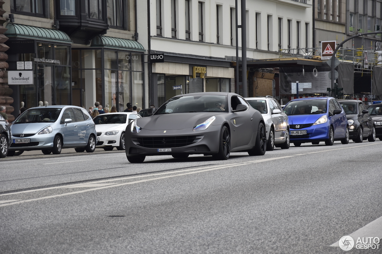 Ferrari FF