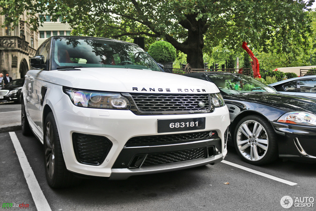 Land Rover Range Rover Sport SVR