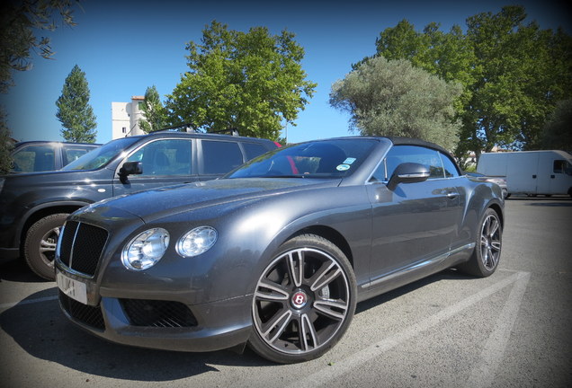 Bentley Continental GTC V8