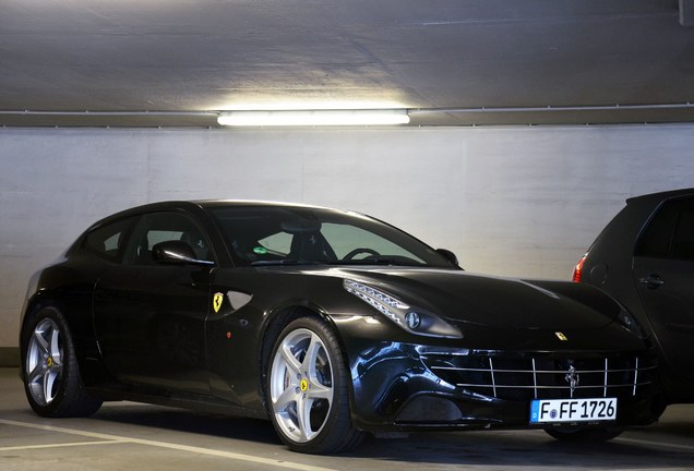 Ferrari FF