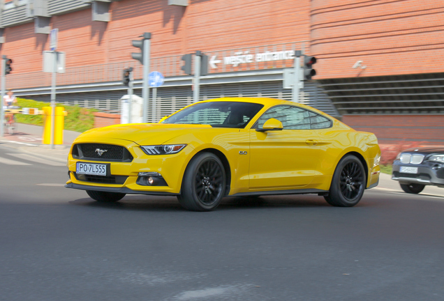 Ford Mustang GT 2015