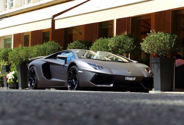 Lamborghini Aventador LP700-4