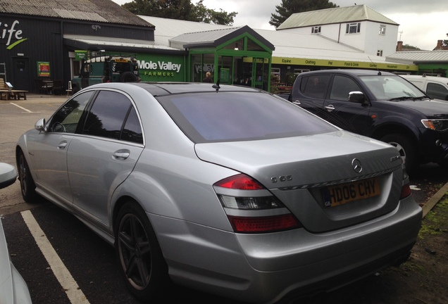 Mercedes-Benz S 65 AMG V221