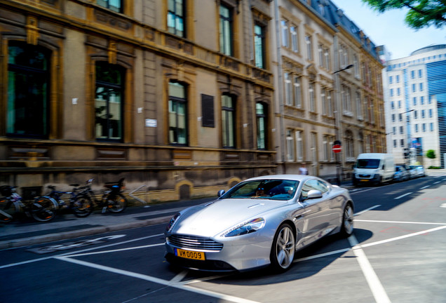 Aston Martin DB9 2013