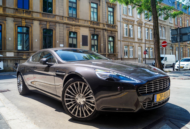 Aston Martin Rapide