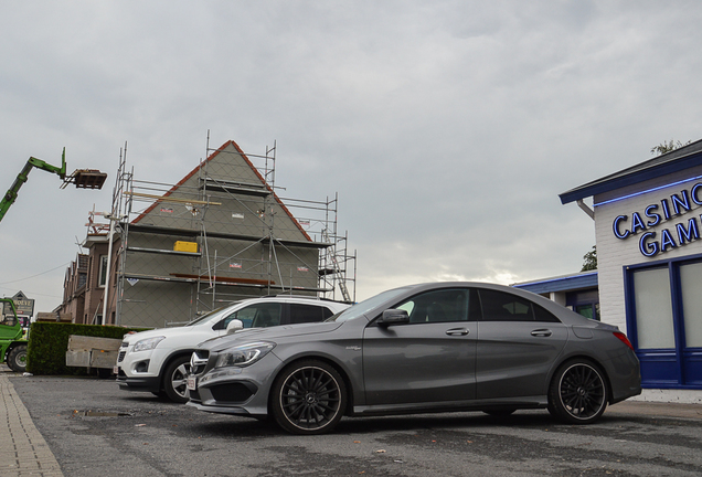 Mercedes-Benz CLA 45 AMG C117