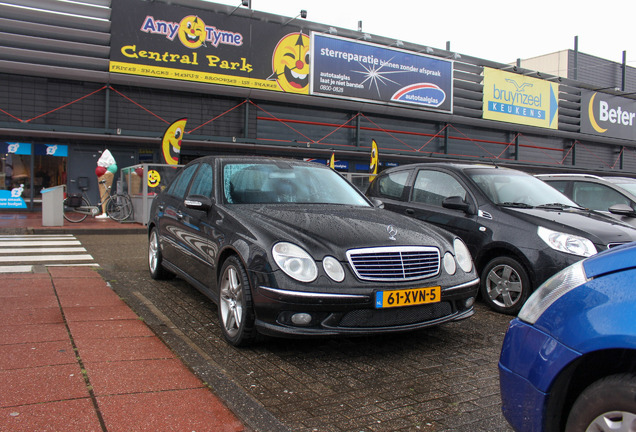 Mercedes-Benz E 55 AMG