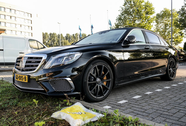 Mercedes-Benz S 65 AMG V222