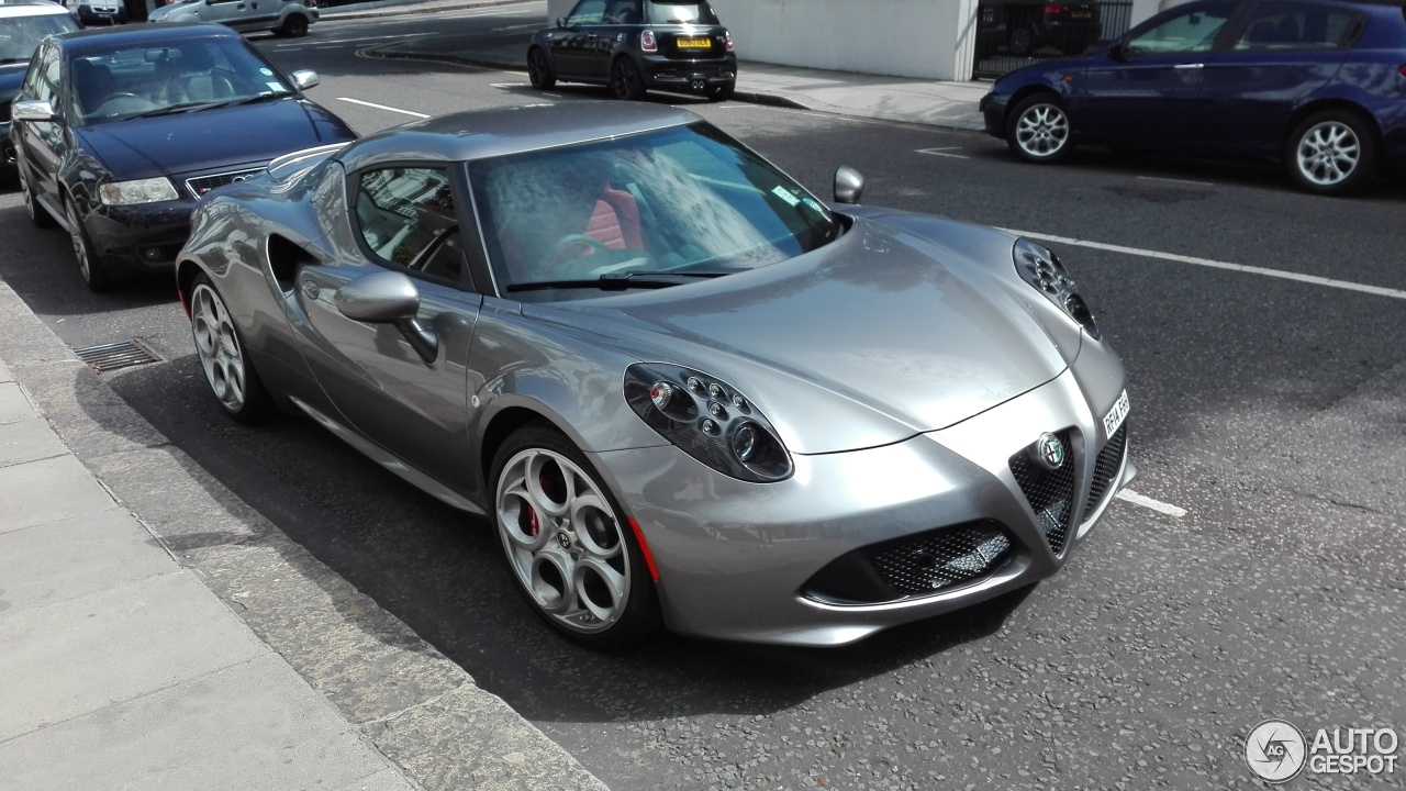 Alfa Romeo 4C Coupé