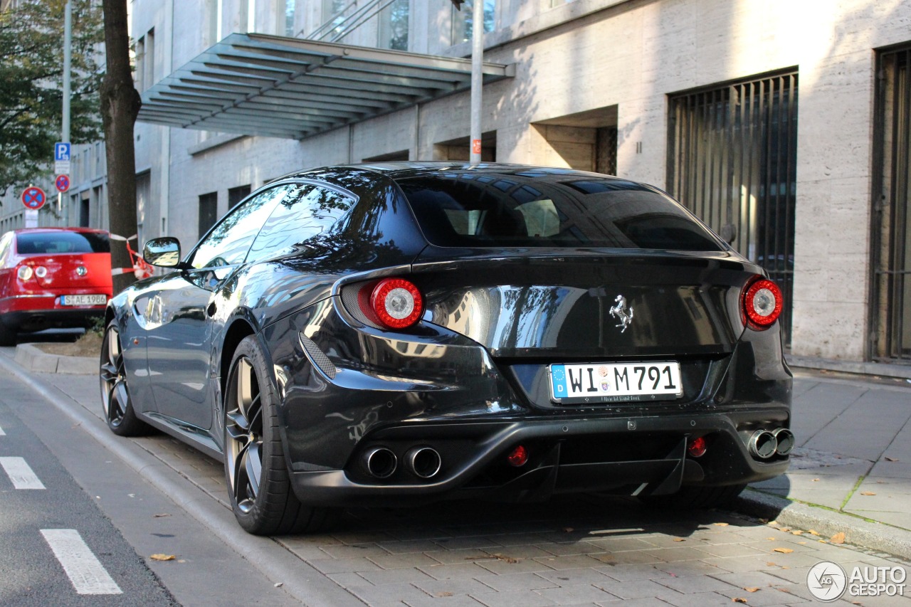 Ferrari FF