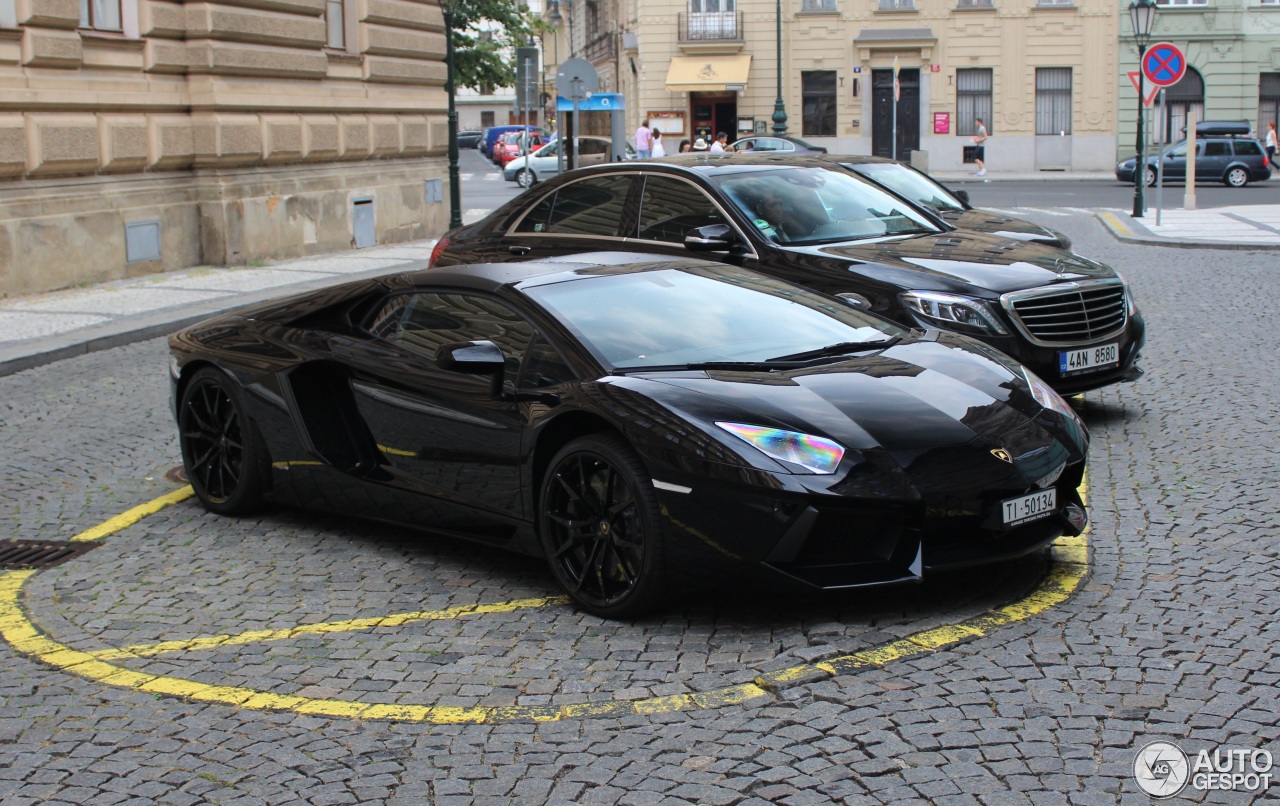 Lamborghini Aventador LP700-4 Roadster