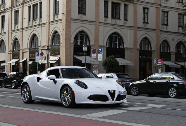 Alfa Romeo 4C Coupé