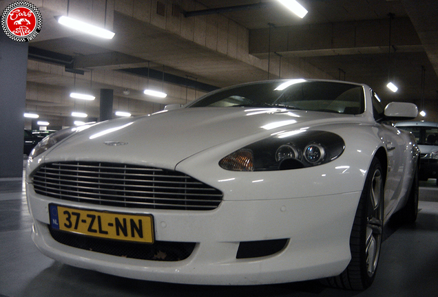 Aston Martin DB9