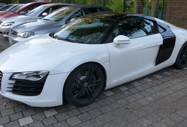 Audi R8