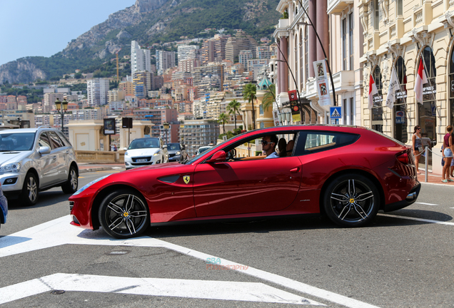 Ferrari FF