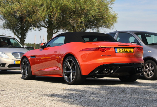 Jaguar F-TYPE S V8 Convertible