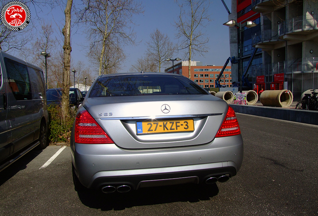 Mercedes-Benz S 63 AMG W221 2010