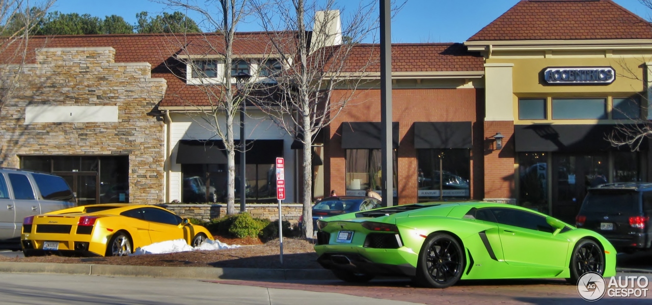 Lamborghini Aventador LP700-4