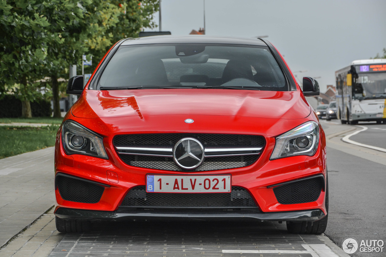 Mercedes-Benz CLA 45 AMG C117