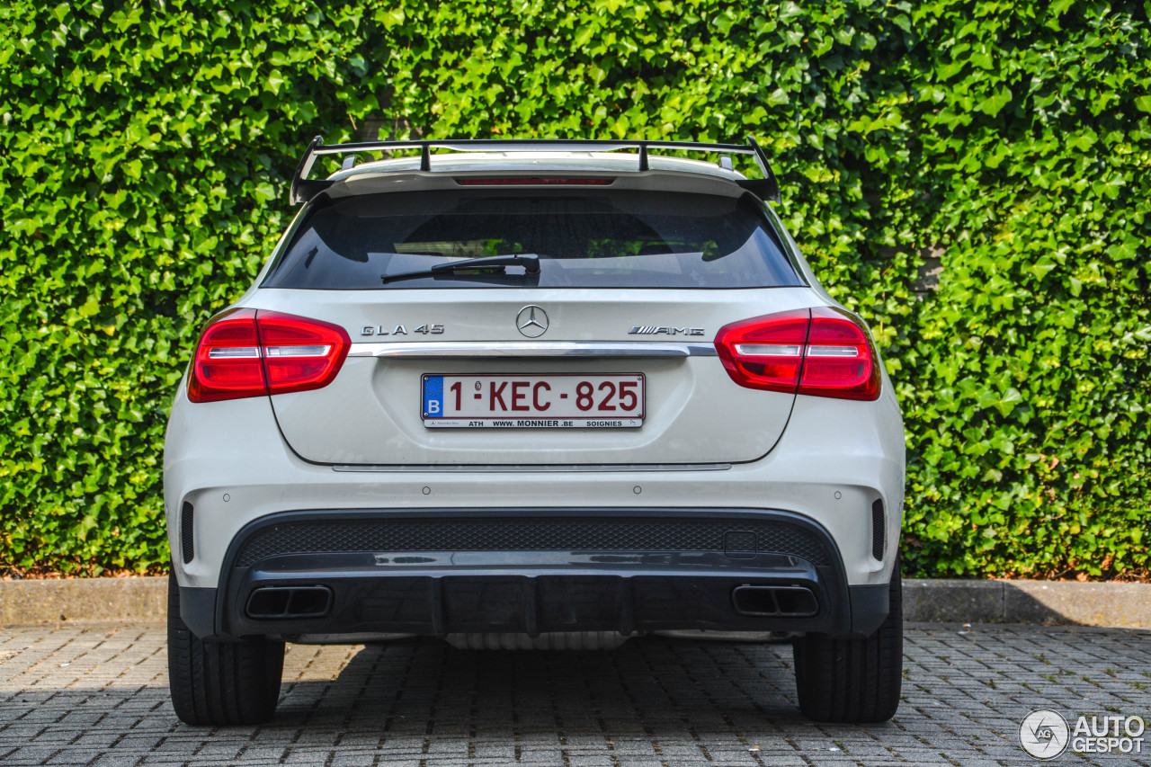 Mercedes-Benz GLA 45 AMG X156