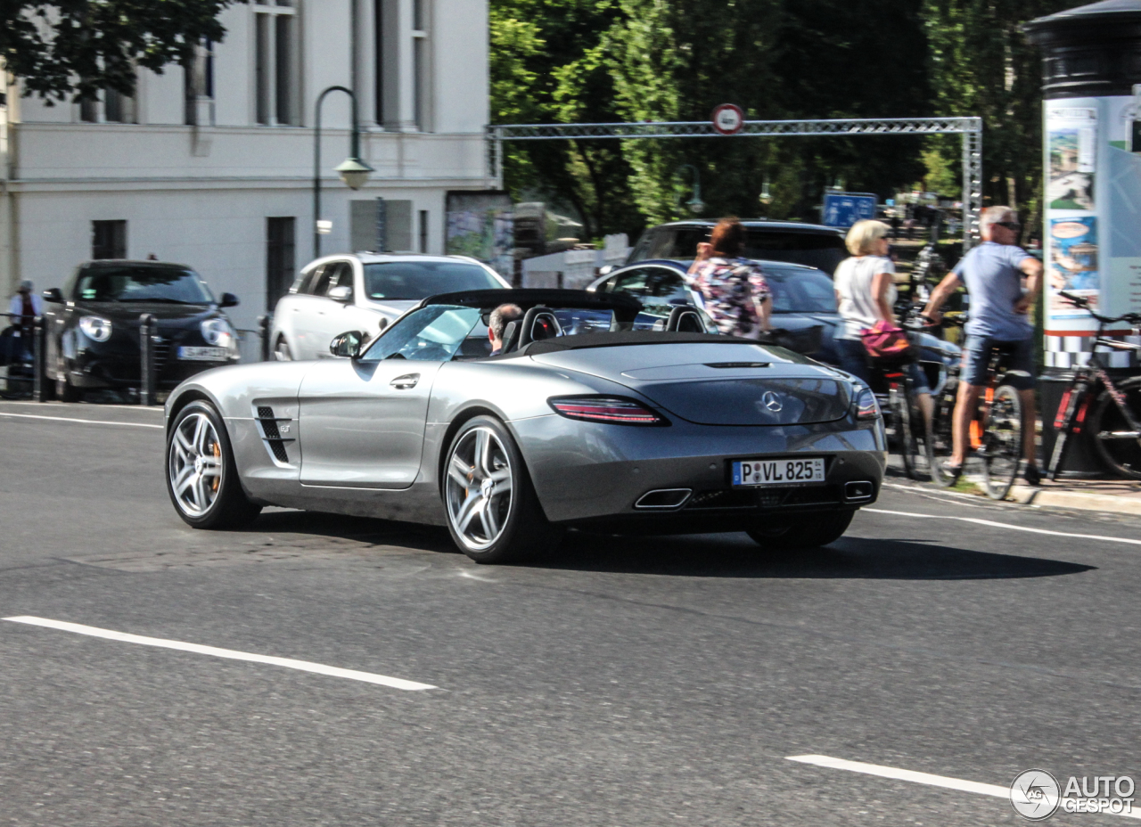 Mercedes-Benz SLS AMG GT Roadster