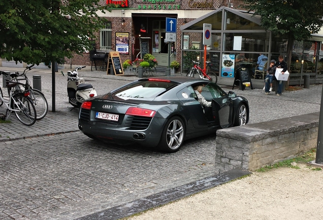 Audi R8