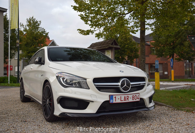 Mercedes-Benz CLA 45 AMG Shooting Brake