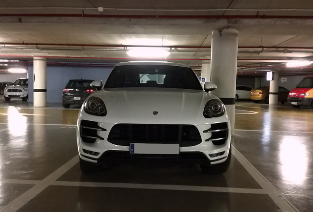 Porsche 95B Macan Turbo