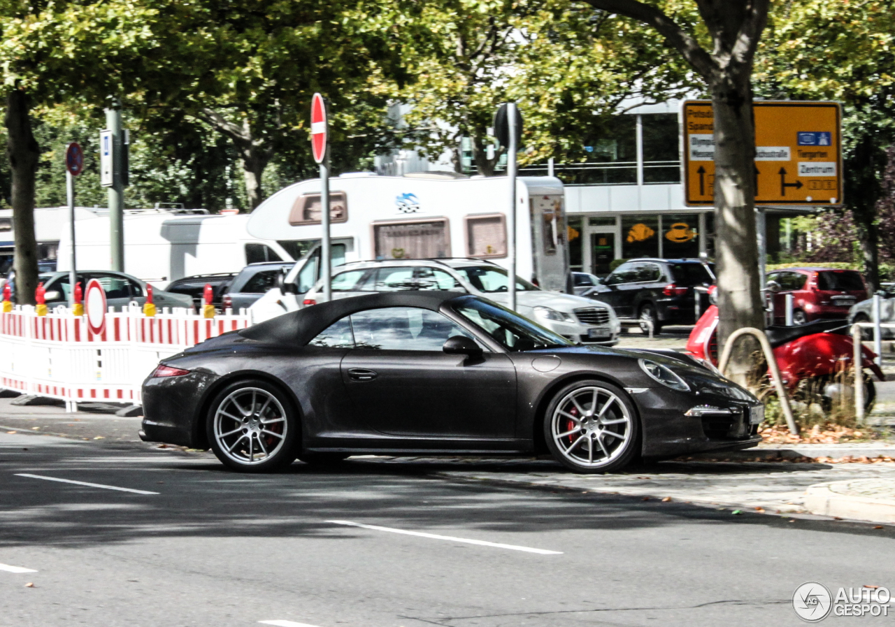 Porsche 991 Carrera 4S Cabriolet MkI