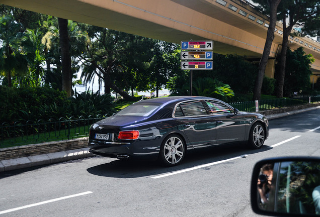 Bentley Flying Spur V8