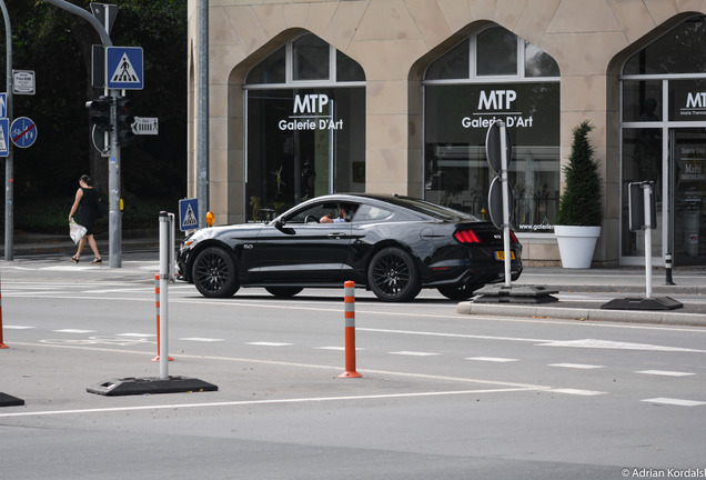 Ford Mustang GT 2015