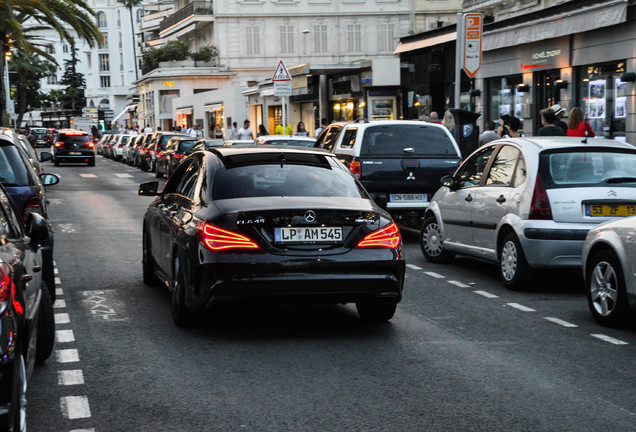 Mercedes-Benz CLA 45 AMG C117