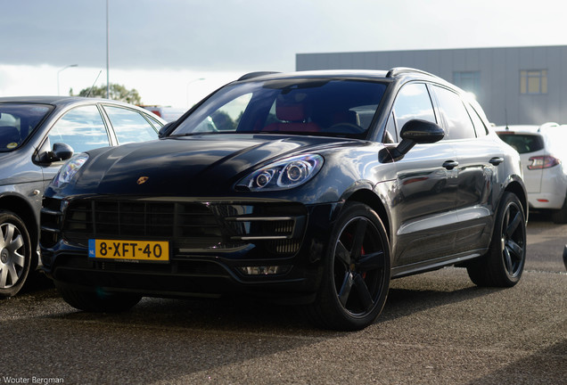 Porsche 95B Macan Turbo