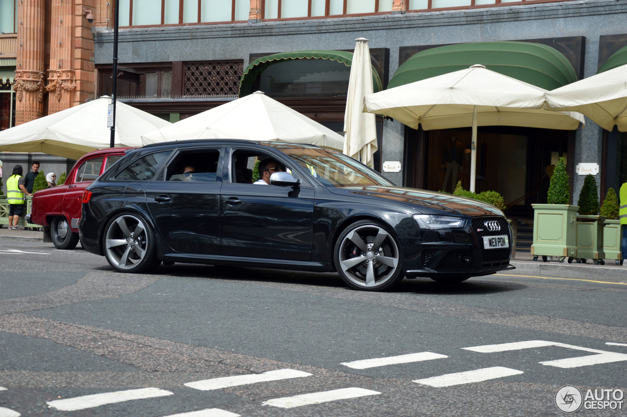 Audi RS4 Avant B8