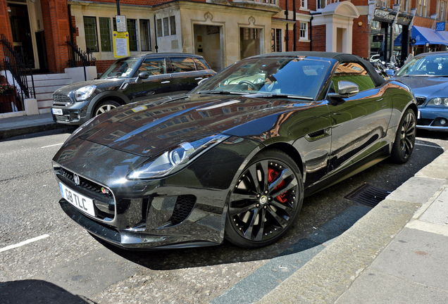 Jaguar F-TYPE S V8 Convertible