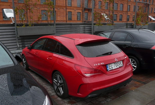 Mercedes-Benz CLA 45 AMG Shooting Brake