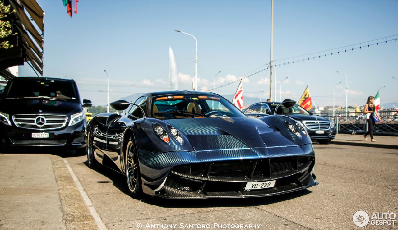 Pagani Huayra Carbon Edition