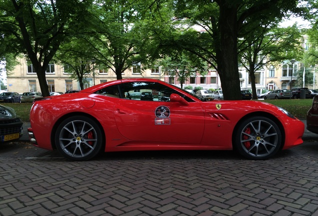 Ferrari California