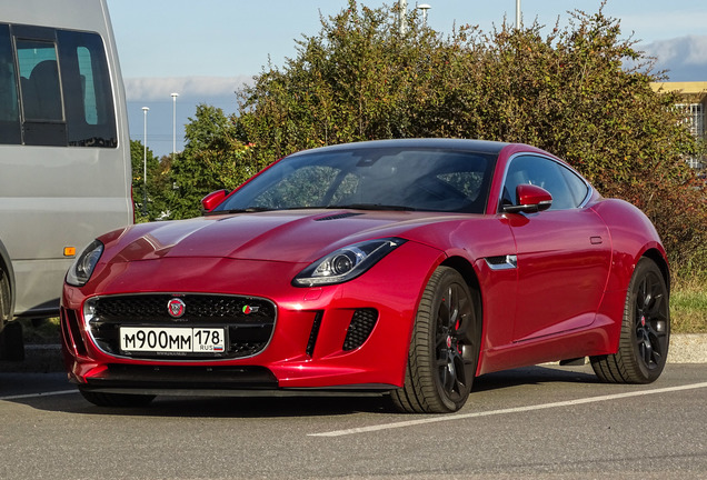 Jaguar F-TYPE S Coupé