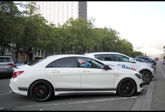 Mercedes-Benz CLA 45 AMG Edition 1 C117