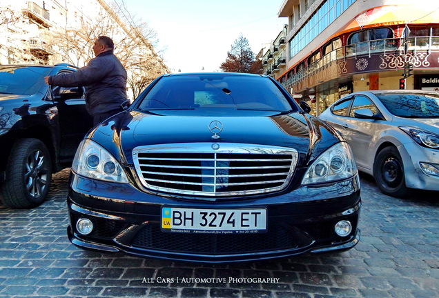 Mercedes-Benz S 63 AMG W221