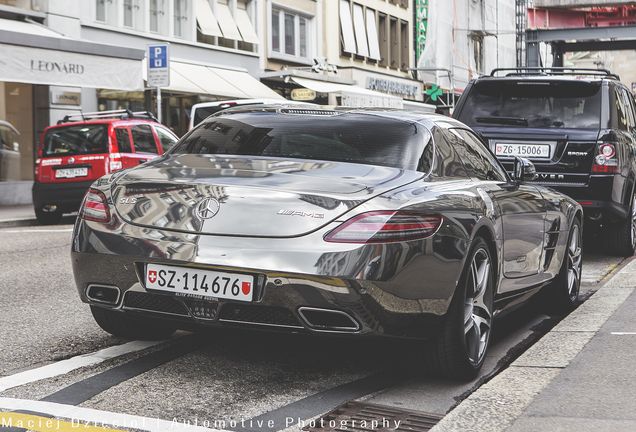 Mercedes-Benz SLS AMG