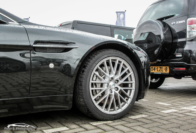 Aston Martin V8 Vantage Roadster