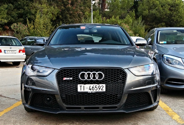 Audi RS4 Avant B8