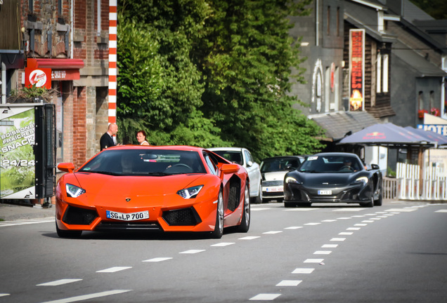 Lamborghini Aventador LP700-4