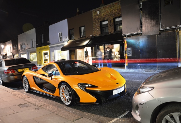 McLaren P1