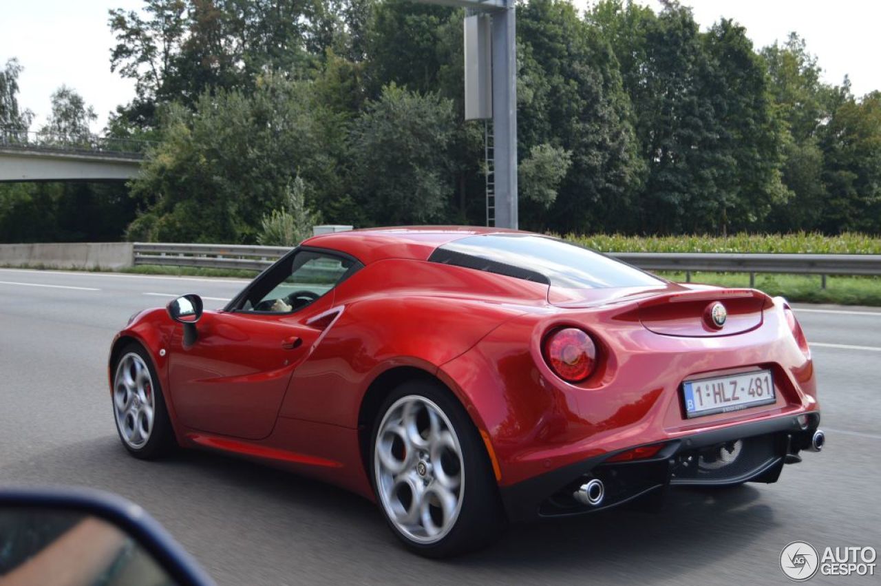 Alfa Romeo 4C Coupé