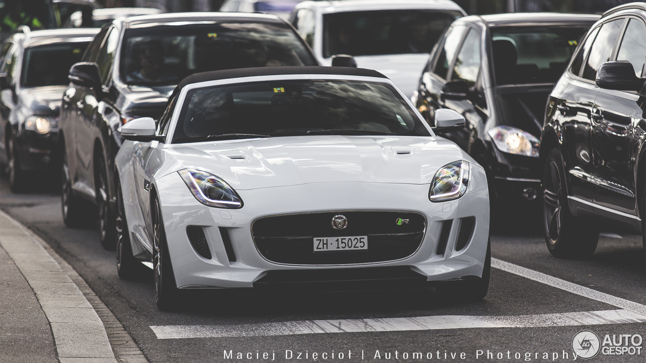 Jaguar F-TYPE R AWD Convertible