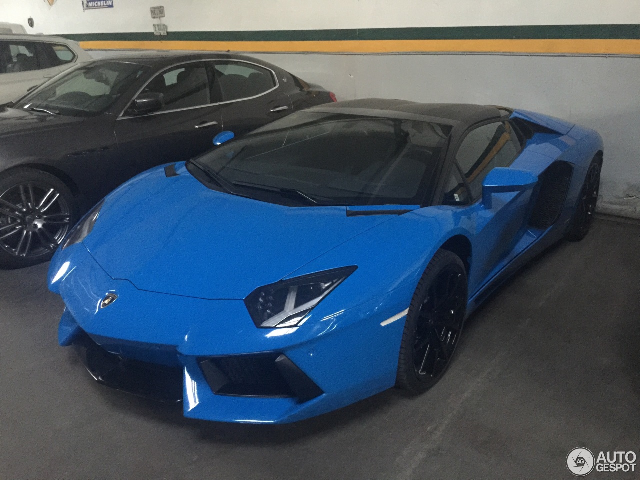 Lamborghini Aventador LP700-4 Roadster