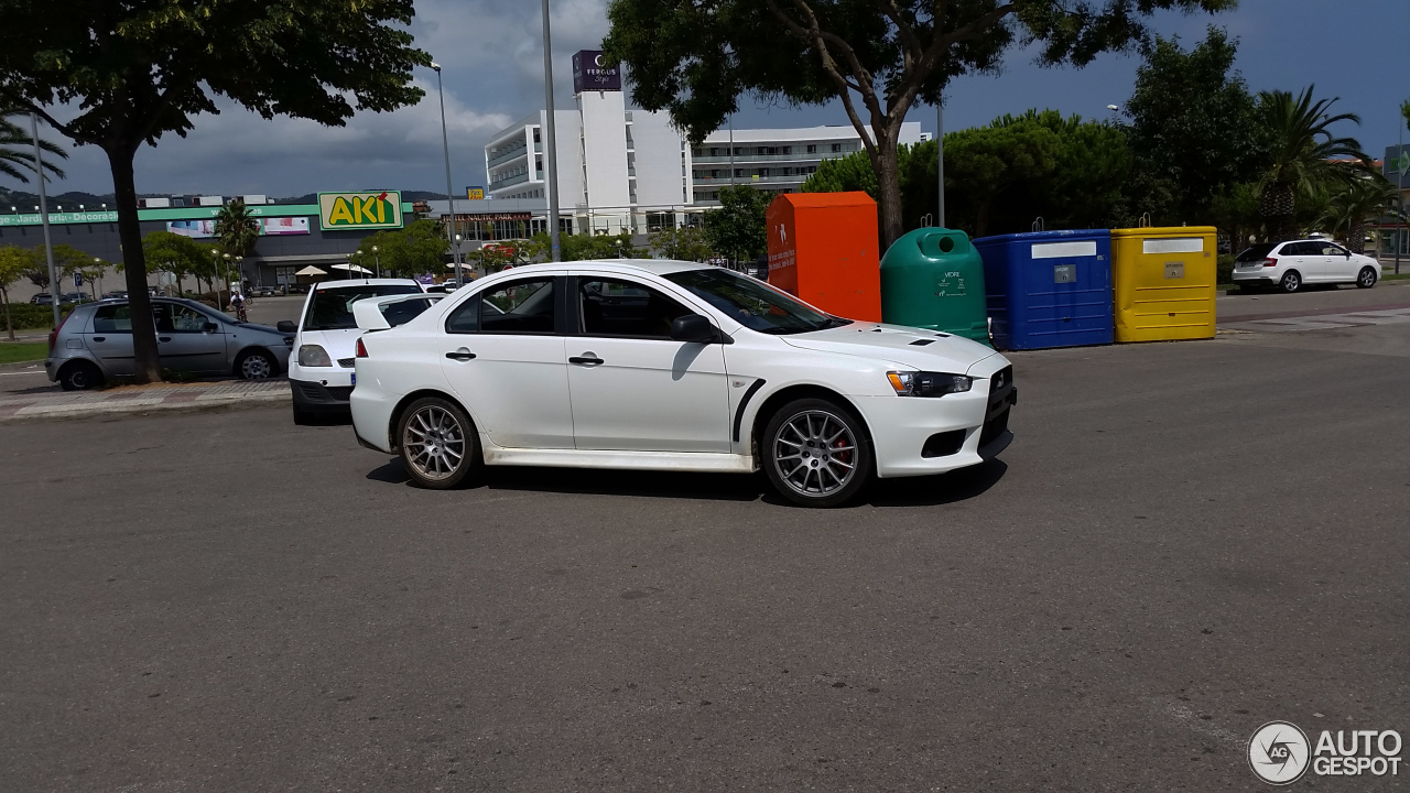 Mitsubishi Lancer Evolution X